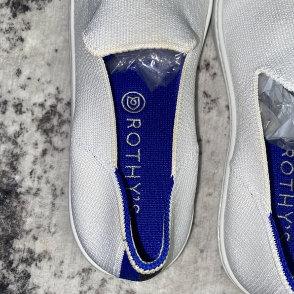 The Original Slip On Sneaker in Bright White | Rothy's Size 7 - Picture 8 of 11